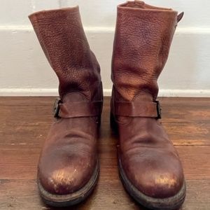 Frye Veronica Short Boot